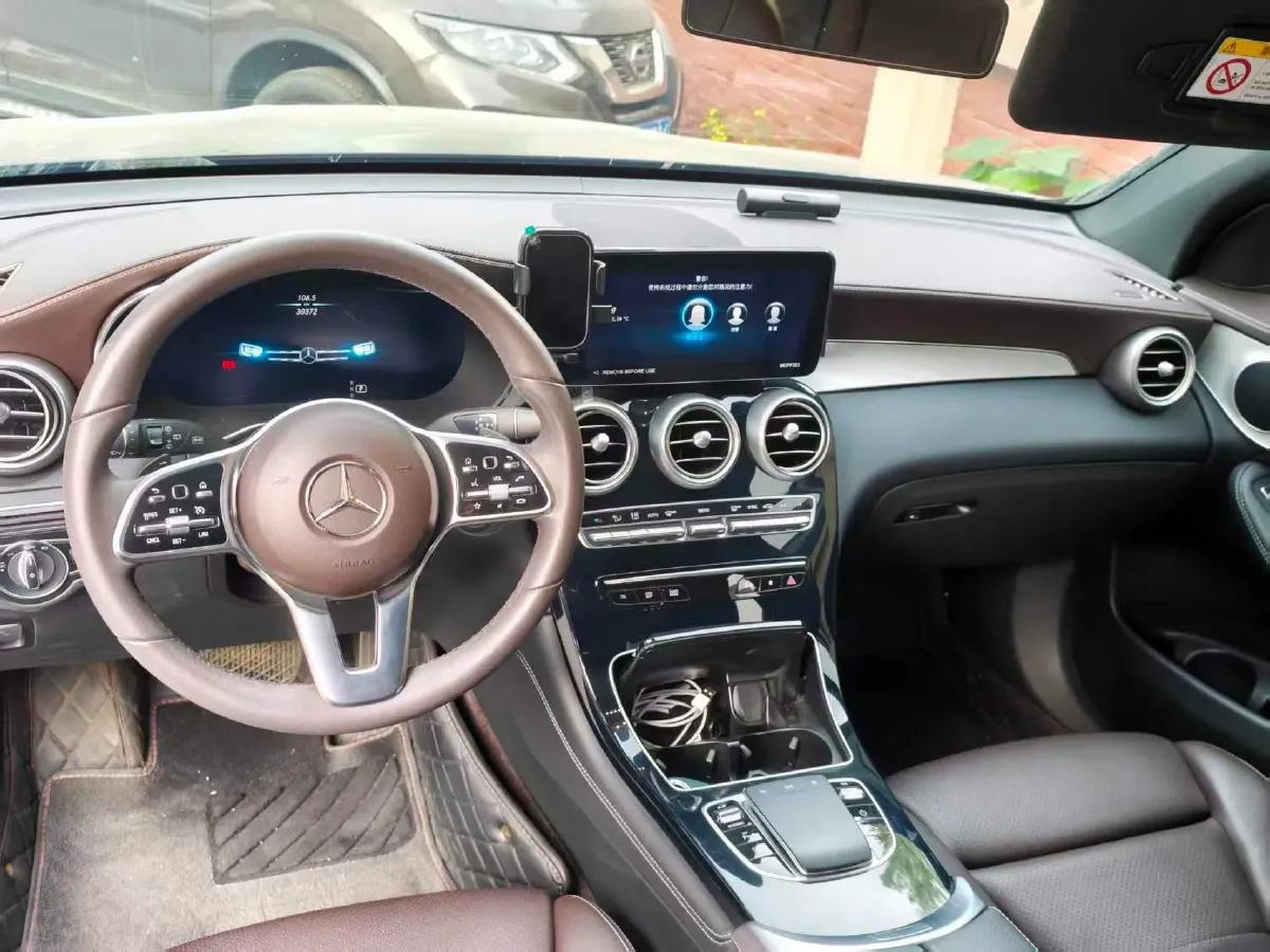 2022 Mercedes-Benz GLC Class 2.0T 197HP L4 9AT,autocango,china used car exporter,china ev exporter,chinese used car exporter,chinese used ev exporter