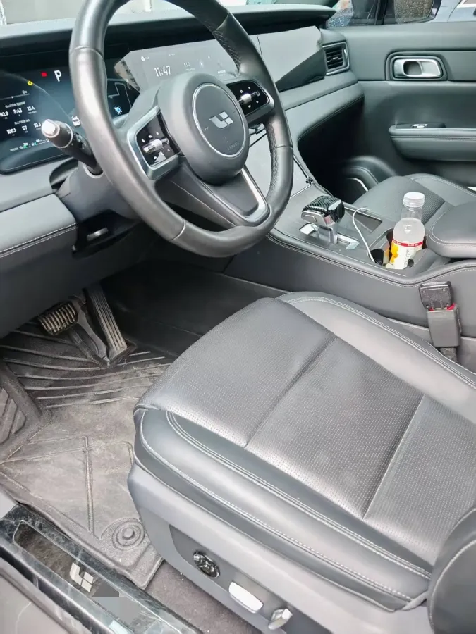 2021 Li ONE Range Extended 131HP REEV 40.5KWH,autocango,china used car exporter,china ev exporter,chinese used car exporter,chinese used ev exporter