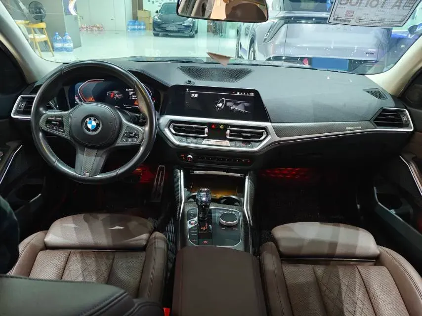 2021 BMW 3 Series 2.0T 184HP L4 8AT,autocango,china used car exporter,china ev exporter,chinese used car exporter,chinese used ev exporter