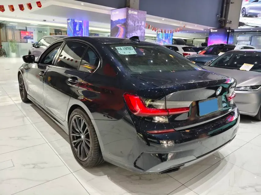 2021 BMW 3 Series 2.0T 184HP L4 8AT,autocango,china used car exporter,china ev exporter,chinese used car exporter,chinese used ev exporter