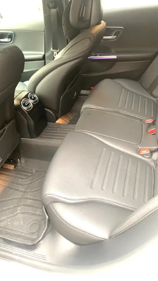 2025 Mercedes-Benz C Class 1.5T 204HP L4 9AT,autocango,china used car exporter,china ev exporter,chinese used car exporter,chinese used ev exporter