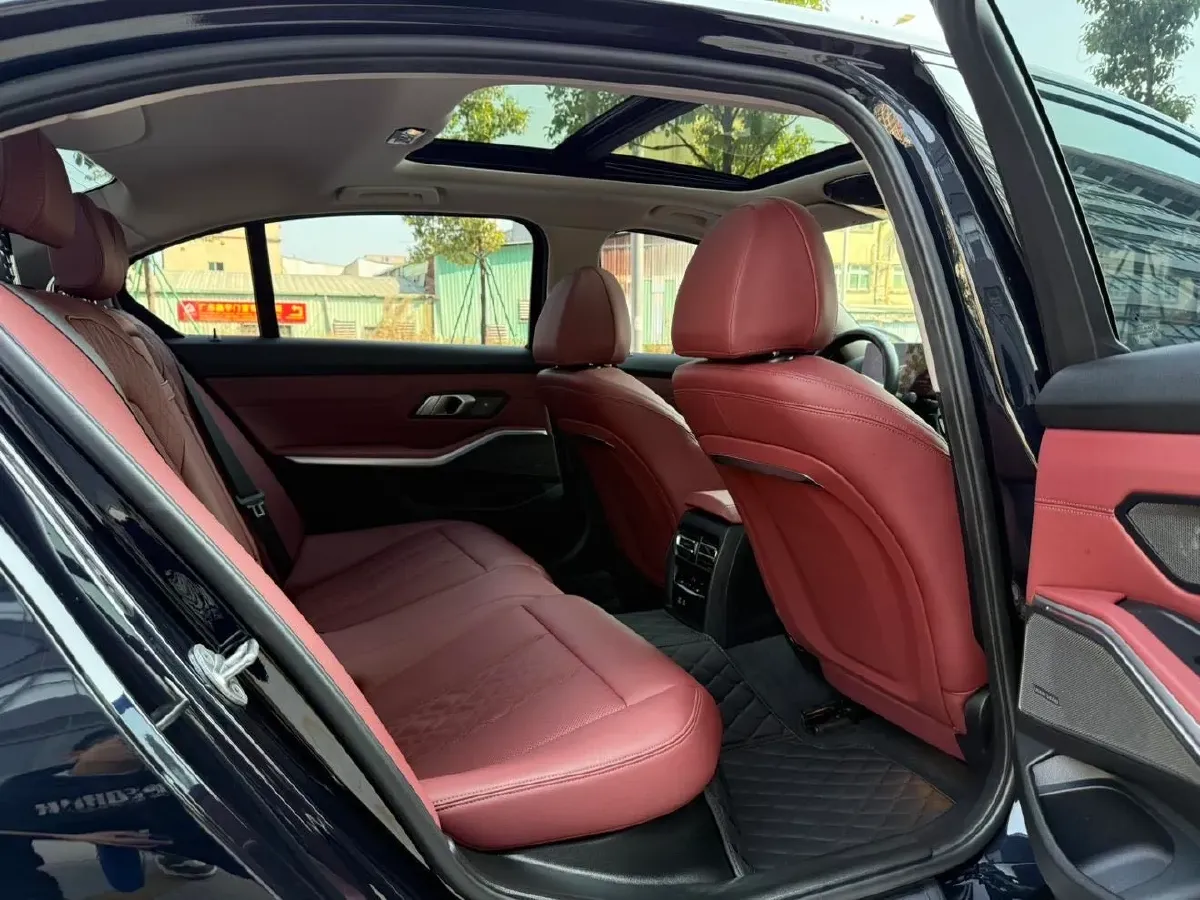 2023 BMW 3 Series 2.0T 184HP L4 8AT,autocango,china used car exporter,china ev exporter,chinese used car exporter,chinese used ev exporter