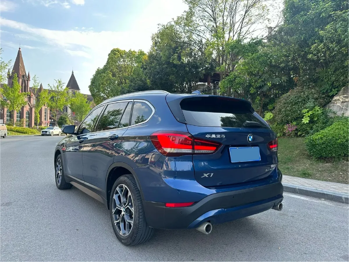 2022 BMW X1 2.0T 192HP L4 7DCT,autocango,china used car exporter,china ev exporter,chinese used car exporter,chinese used ev exporter