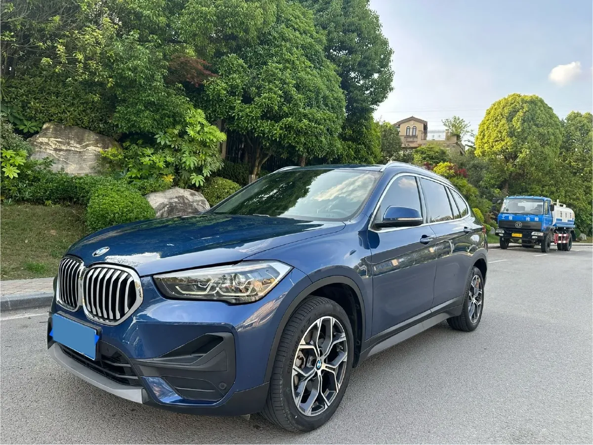 2022 BMW X1 2.0T 192HP L4 7DCT,autocango,china used car exporter,china ev exporter,chinese used car exporter,chinese used ev exporter