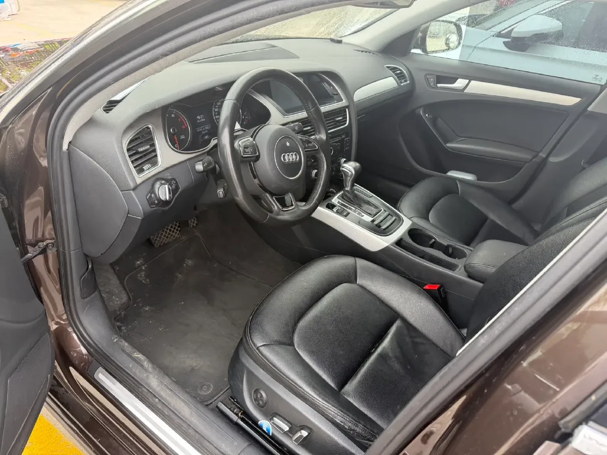 2015 Audi A4L 2.0T 180HP L4 CVT,autocango,china used car exporter,china ev exporter,chinese used car exporter,chinese used ev exporter