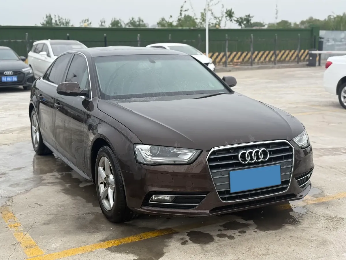 2015 Audi A4L 2.0T 180HP L4 CVT,autocango,china used car exporter,china ev exporter,chinese used car exporter,chinese used ev exporter