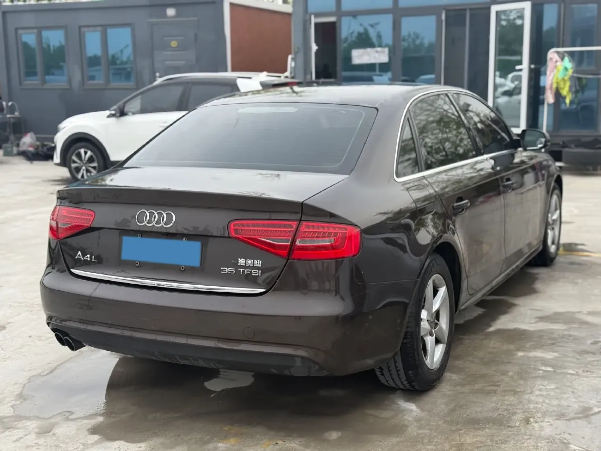 2015 Audi A4L 2.0T 180HP L4 CVT,autocango,china used car exporter,china ev exporter,chinese used car exporter,chinese used ev exporter