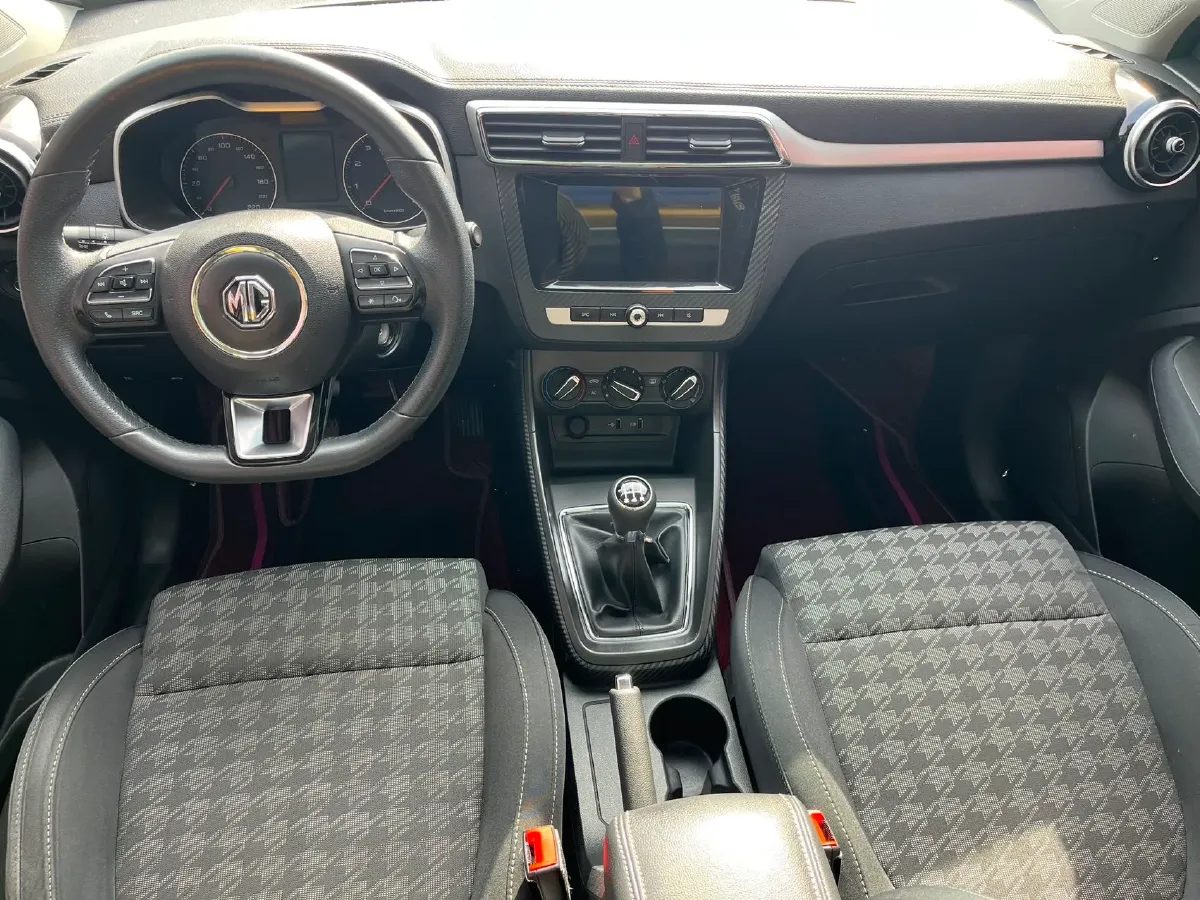 2018 MG ZS 1.5L 120HP L4 5MT,autocango,china used car exporter,china ev exporter,chinese used car exporter,chinese used ev exporter