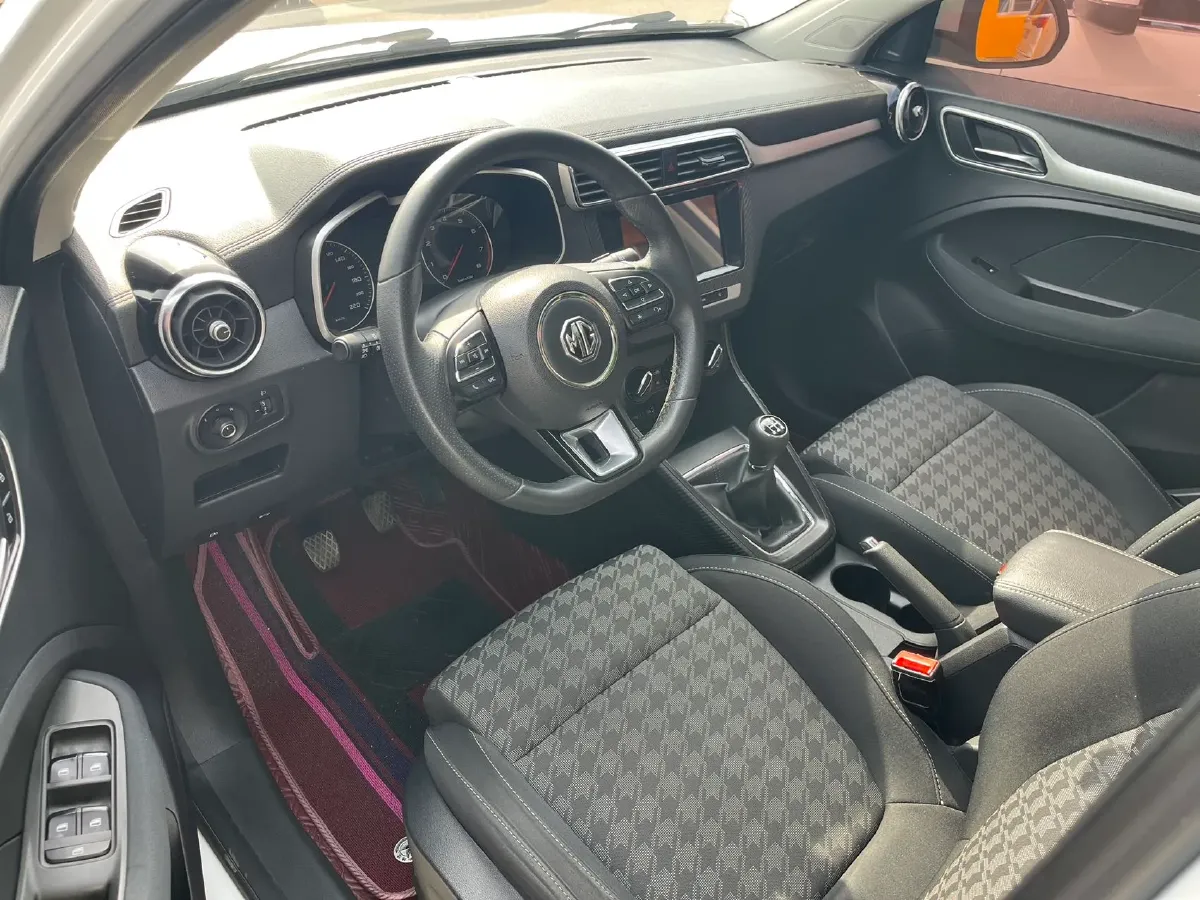 2018 MG ZS 1.5L 120HP L4 5MT,autocango,china used car exporter,china ev exporter,chinese used car exporter,chinese used ev exporter