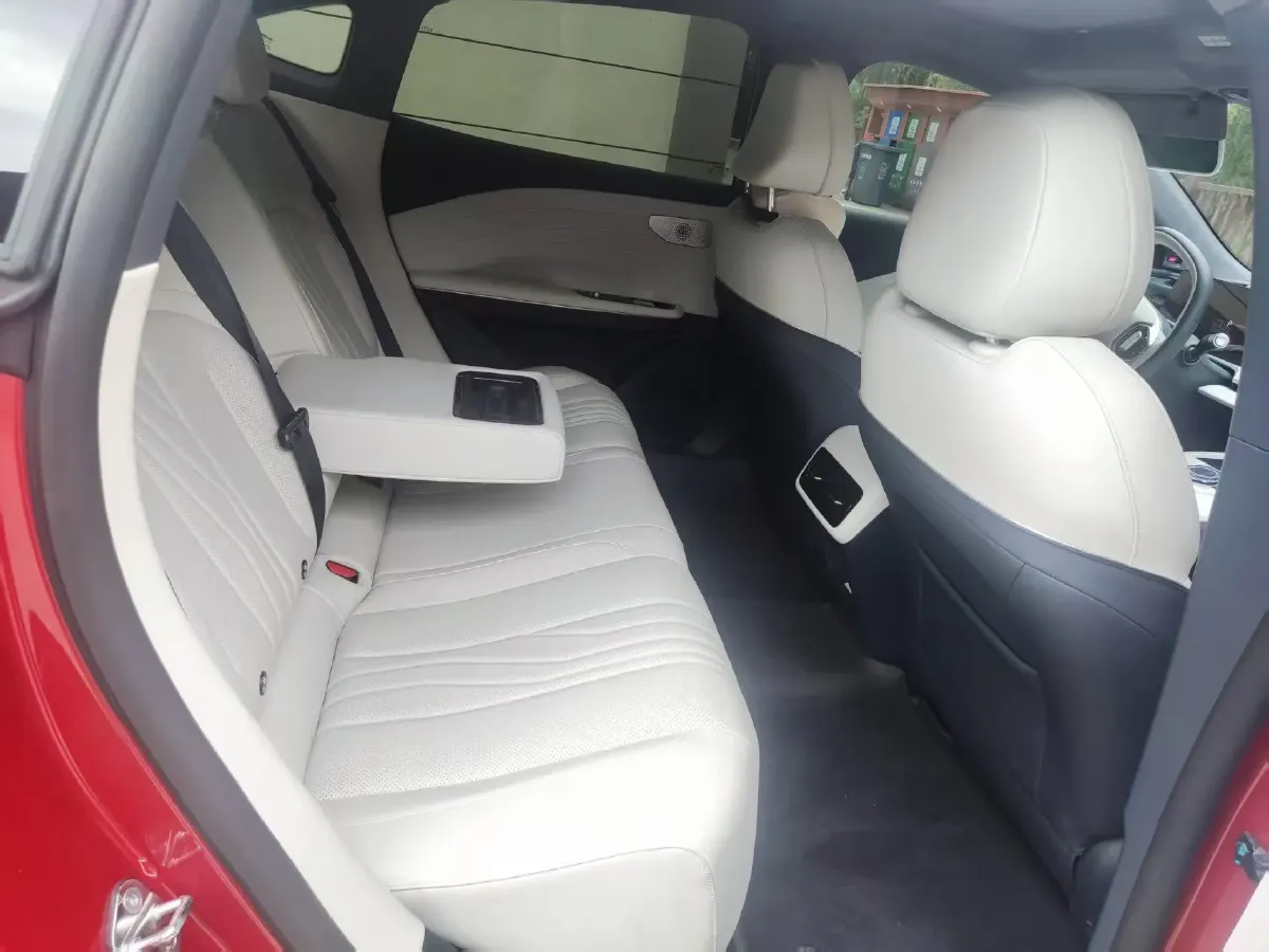 2024 Geely Galaxy E8 BEV 76KWH,autocango,china used car exporter,china ev exporter,chinese used car exporter,chinese used ev exporter