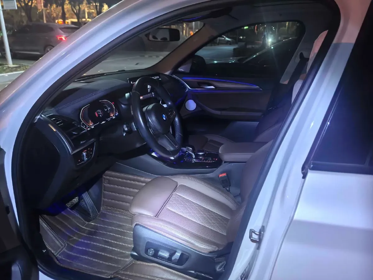 2022 BMW X3 2.0T 252HP L4 8AT,autocango,china used car exporter,china ev exporter,chinese used car exporter,chinese used ev exporter