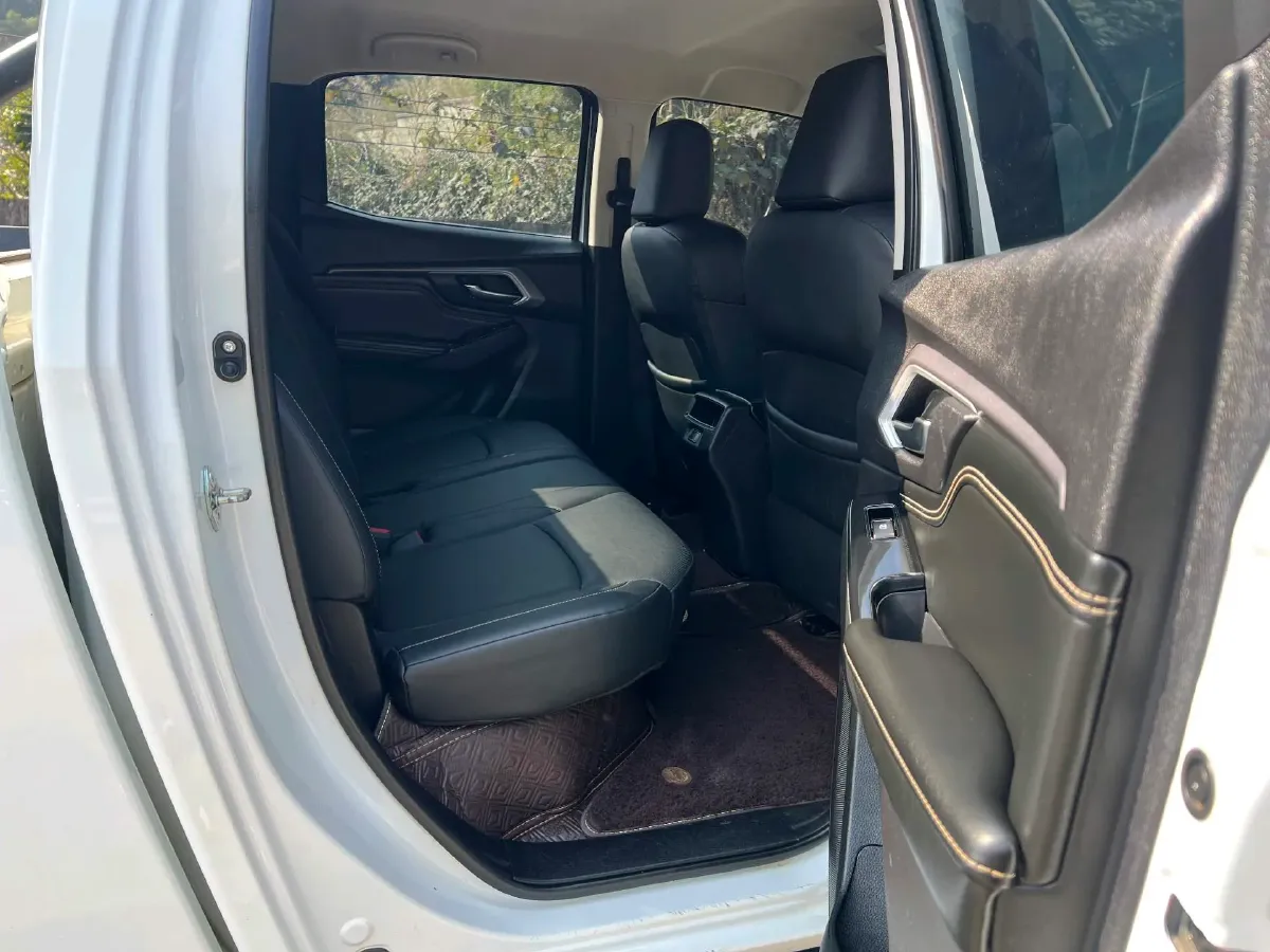 2023 Isuzu LingTuo 2.5T 150HP L4 6MT,autocango,china used car exporter,china ev exporter,chinese used car exporter,chinese used ev exporter