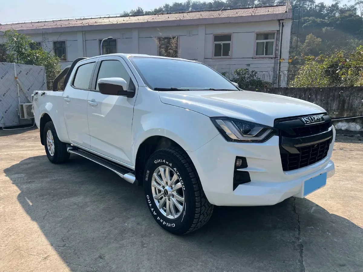 2023 Isuzu LingTuo 2.5T 150HP L4 6MT,autocango,china used car exporter,china ev exporter,chinese used car exporter,chinese used ev exporter