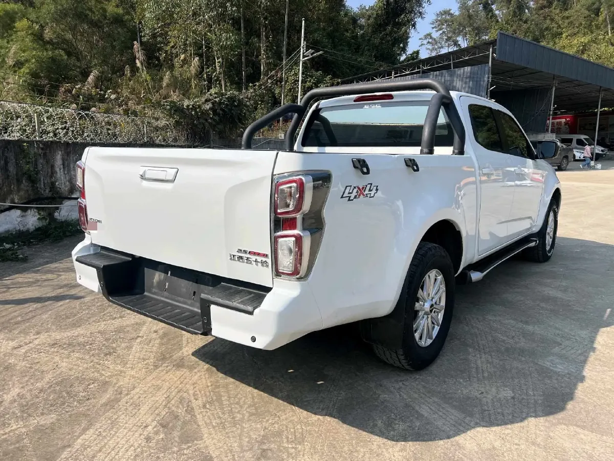 2023 Isuzu LingTuo 2.5T 150HP L4 6MT,autocango,china used car exporter,china ev exporter,chinese used car exporter,chinese used ev exporter