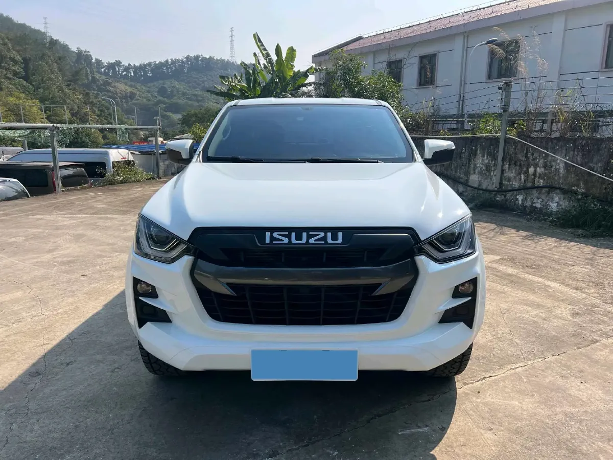 2023 Isuzu LingTuo 2.5T 150HP L4 6MT,autocango,china used car exporter,china ev exporter,chinese used car exporter,chinese used ev exporter