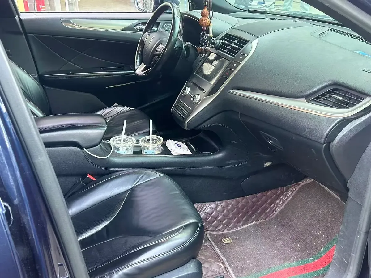 2018 Lincoln MKC 2.0T 203HP L4 6AT,autocango,china used car exporter,china ev exporter,chinese used car exporter,chinese used ev exporter