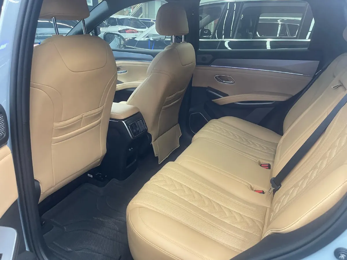 2024 BYD SongL DM-i 1.5L 101HP L4 E-CVT PHEV 26.6KWH,autocango,china used car exporter,china ev exporter,chinese used car exporter,chinese used ev exporter