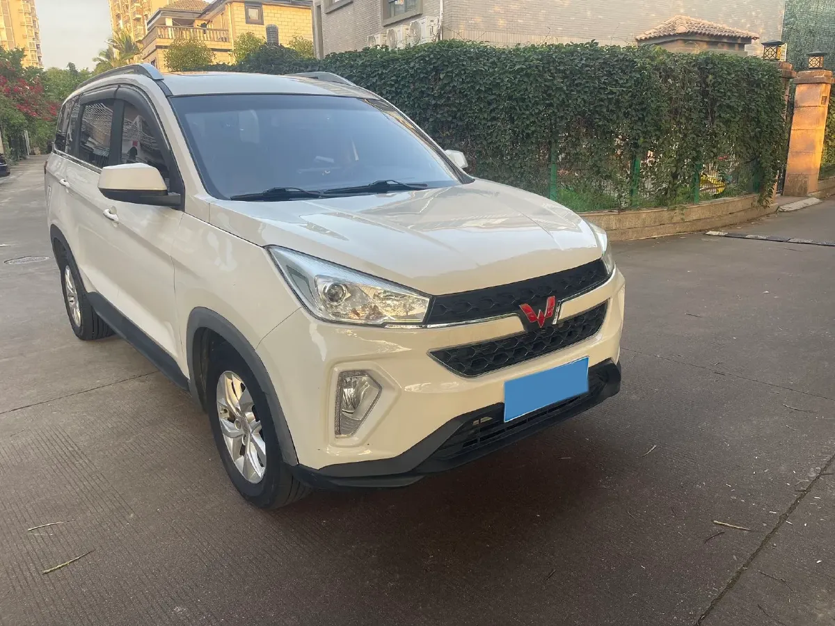 2018 WuLing HongGuang S3 1.5L 112HP L4 6MT,autocango,china used car exporter,china ev exporter,chinese used car exporter,chinese used ev exporter