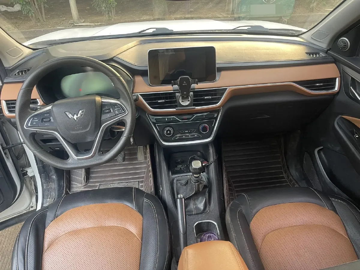 2018 WuLing HongGuang S3 1.5L 112HP L4 6MT,autocango,china used car exporter,china ev exporter,chinese used car exporter,chinese used ev exporter