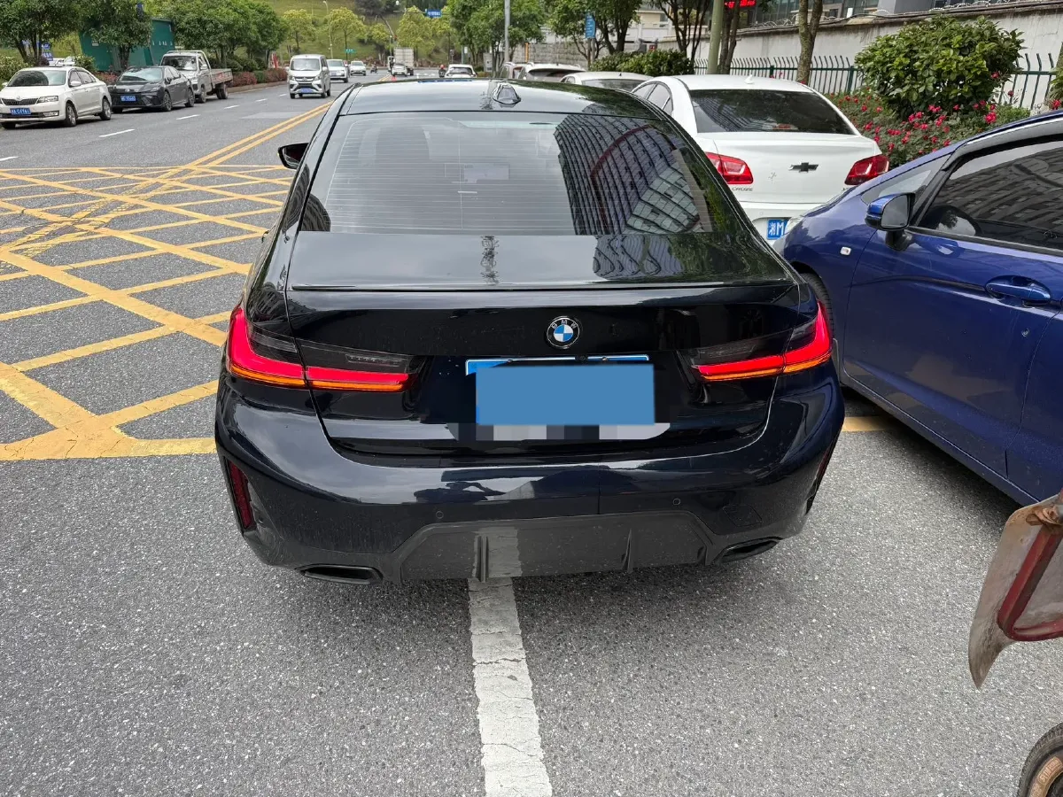 2024 BMW 3 Series 2.0T 184HP L4 8AT,autocango,china used car exporter,china ev exporter,chinese used car exporter,chinese used ev exporter