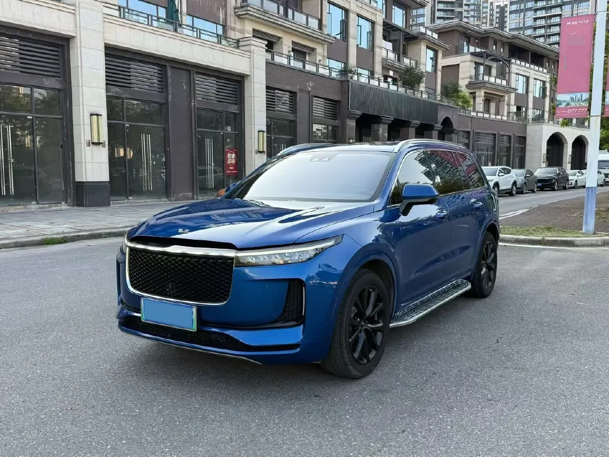 2020 Li ONE Range Extended 131HP REEV 40.5KWH,autocango,china used car exporter,china ev exporter,chinese used car exporter,chinese used ev exporter