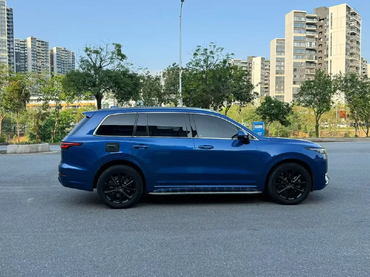 2020 Li ONE Range Extended 131HP REEV 40.5KWH,autocango,china used car exporter,china ev exporter,chinese used car exporter,chinese used ev exporter
