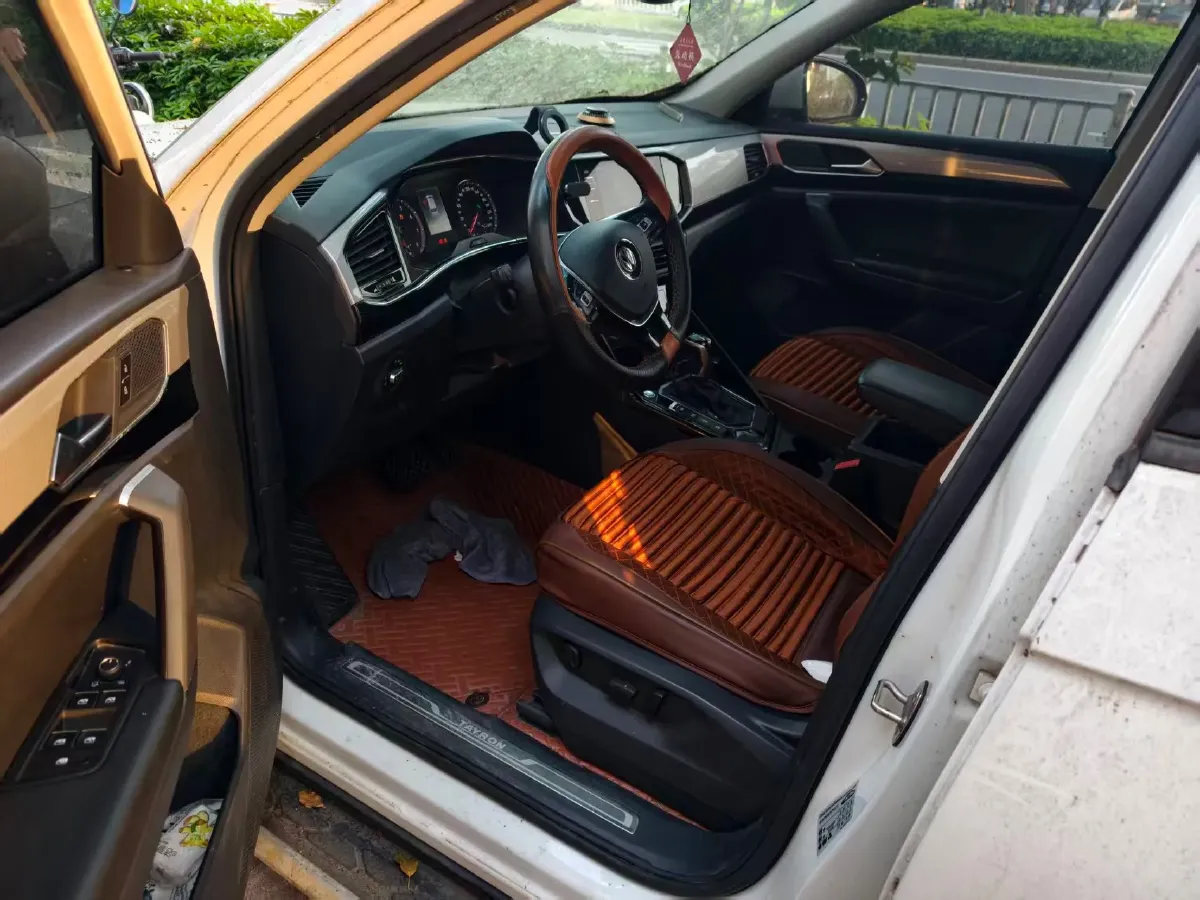 2020 Volkswagen Tayron 2.0T 186HP L4 7DCT,autocango,china used car exporter,china ev exporter,chinese used car exporter,chinese used ev exporter