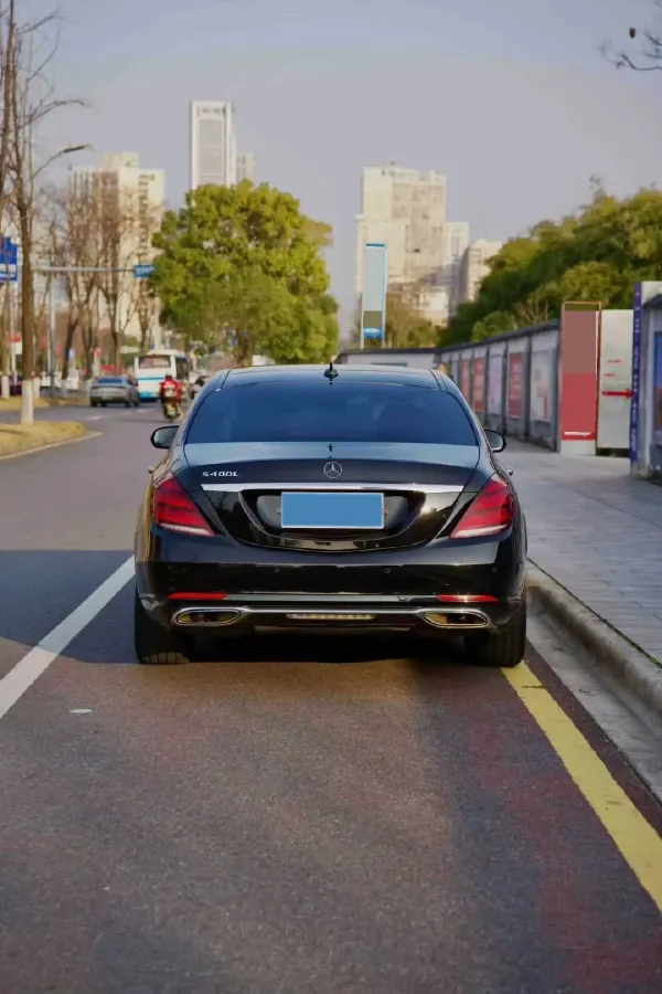 2020 Mercedes-Benz S Class 3.0T 299HP L6 9AT,autocango,china used car exporter,china ev exporter,chinese used car exporter,chinese used ev exporter