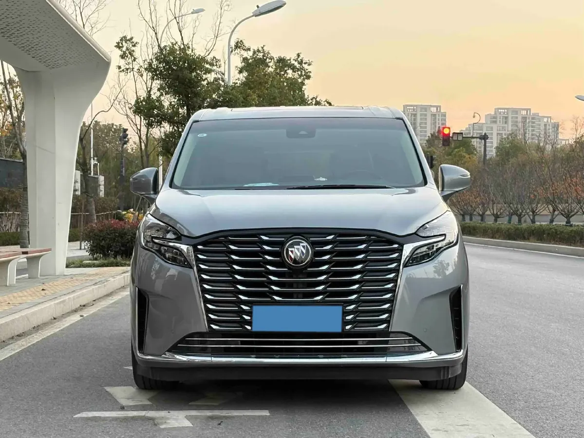 2023 Buick GL8 2.0T 237HP L4 9AT,autocango,china used car exporter,china ev exporter,chinese used car exporter,chinese used ev exporter