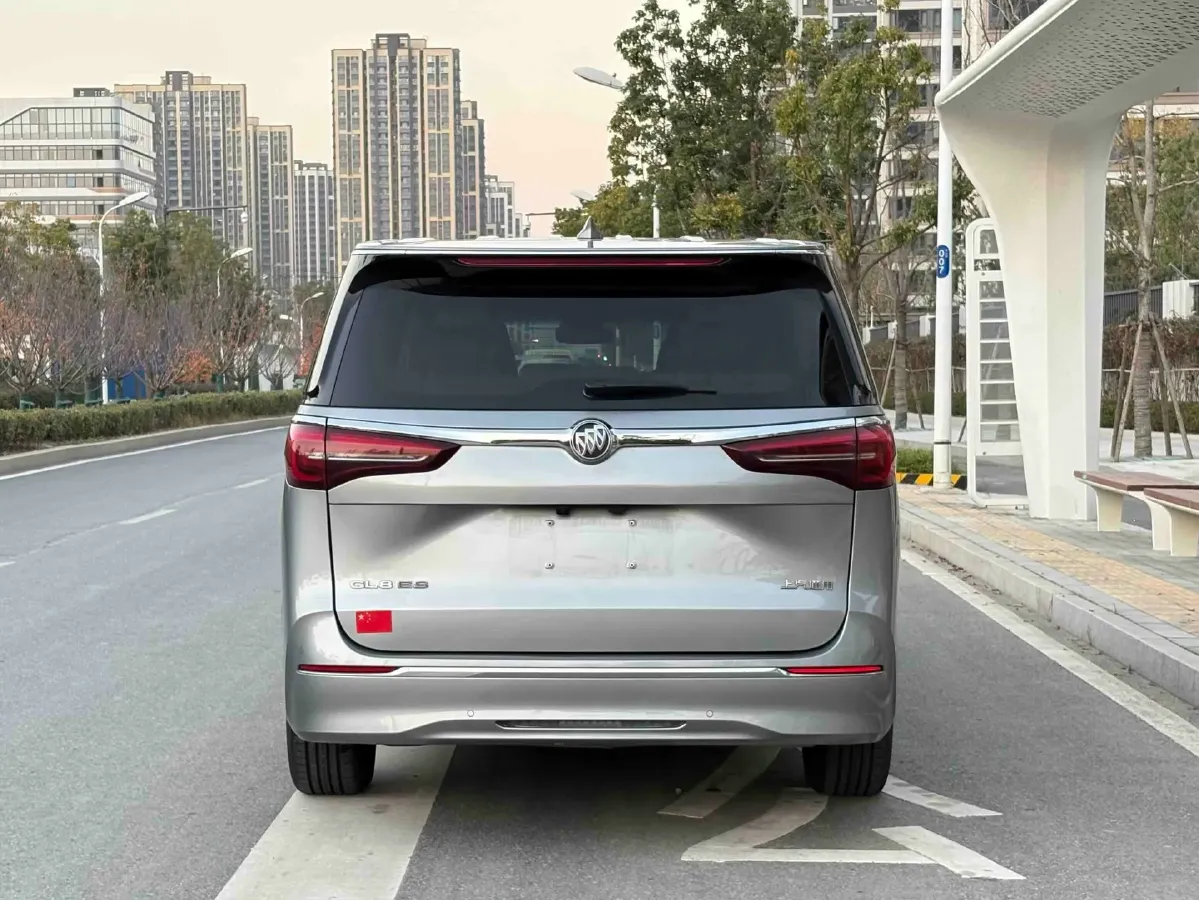2023 Buick GL8 2.0T 237HP L4 9AT,autocango,china used car exporter,china ev exporter,chinese used car exporter,chinese used ev exporter