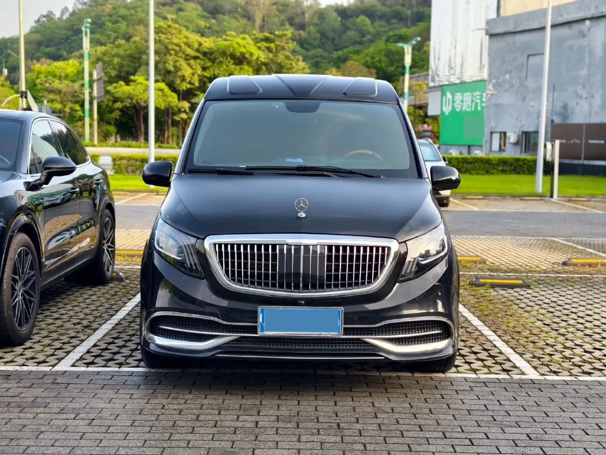 2021 Mercedes-Benz Vito 2.0T 211HP L4 9AT,autocango,china used car exporter,china ev exporter,chinese used car exporter,chinese used ev exporter