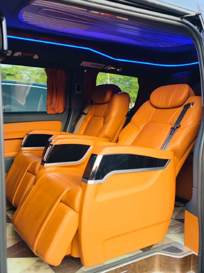 2021 Mercedes-Benz Vito 2.0T 211HP L4 9AT,autocango,china used car exporter,china ev exporter,chinese used car exporter,chinese used ev exporter