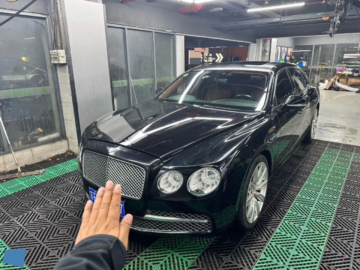 2017 Bentley Flying Spur 4.0T 507HP V8 8AT,autocango,china used car exporter,china ev exporter,chinese used car exporter,chinese used ev exporter