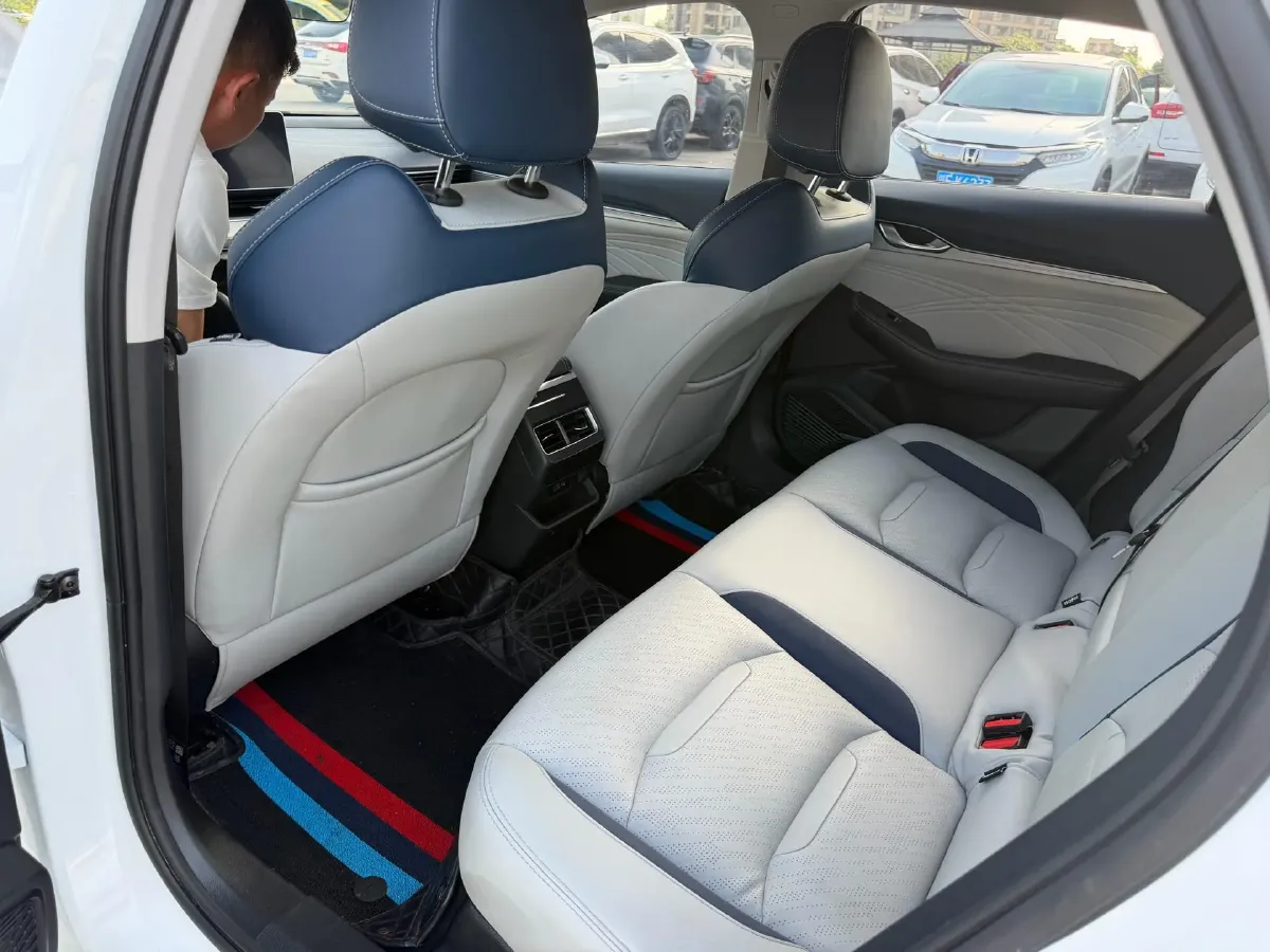 2021 Geely Preface 2.0T 190HP L4 7DCT,autocango,china used car exporter,china ev exporter,chinese used car exporter,chinese used ev exporter