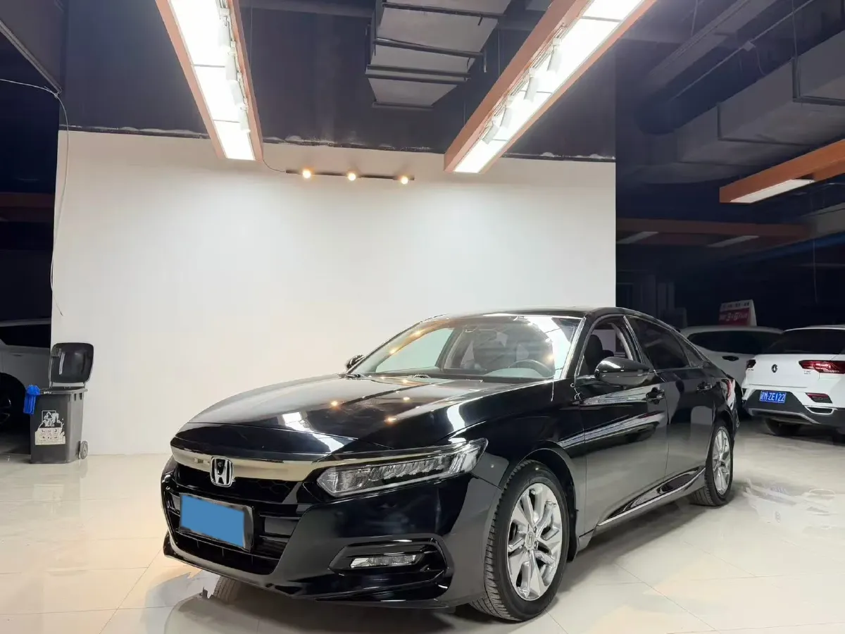 2018 Honda Accord 1.5T 194HP L4 CVT,autocango,china used car exporter,china ev exporter,chinese used car exporter,chinese used ev exporter