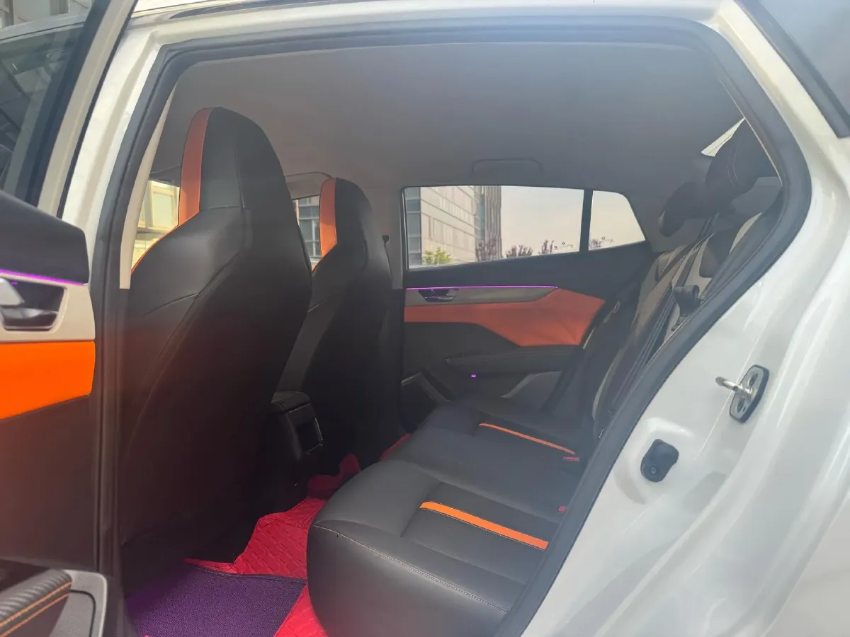 2023 DongFeng Aeolus YiXuan 1.5L 125HP L4 6DCT,autocango,china used car exporter,china ev exporter,chinese used car exporter,chinese used ev exporter