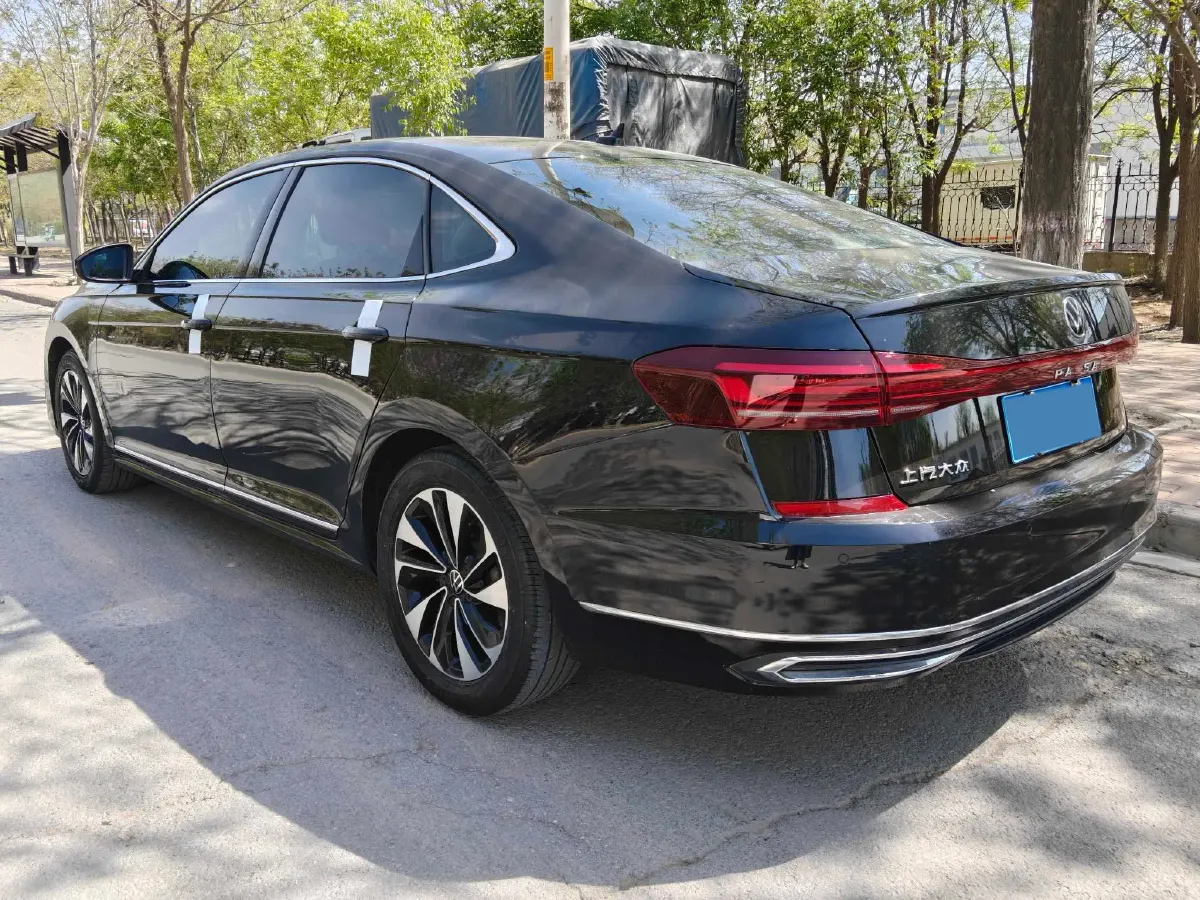 2021 Volkswagen Passat 2.0T 186HP L4 7DCT,autocango,china used car exporter,china ev exporter,chinese used car exporter,chinese used ev exporter