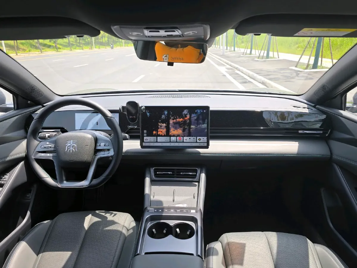 2025 BYD QinL BEV,autocango,china used car exporter,china ev exporter,chinese used car exporter,chinese used ev exporter