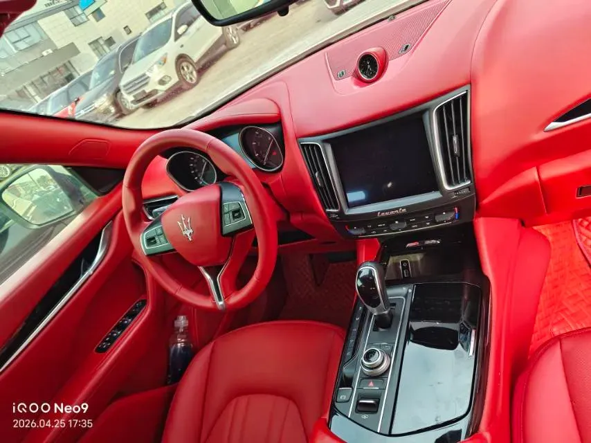 2018 Maserati Levante 3.0T 350HP V6 8AT,autocango,china used car exporter,china ev exporter,chinese used car exporter,chinese used ev exporter
