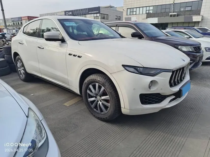 2018 Maserati Levante 3.0T 350HP V6 8AT,autocango,china used car exporter,china ev exporter,chinese used car exporter,chinese used ev exporter