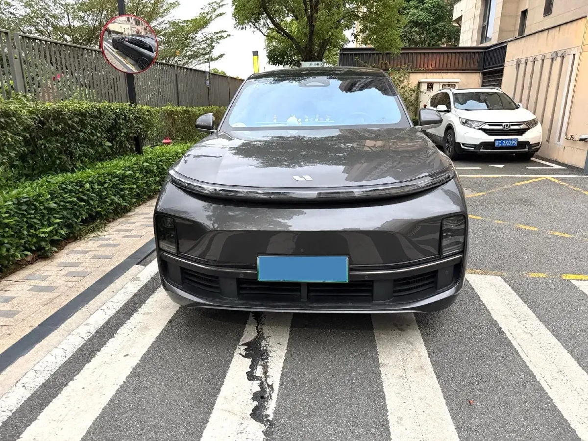 2023 Li L8 Range Extended 154HP REEV 40.9KWH,autocango,china used car exporter,china ev exporter,chinese used car exporter,chinese used ev exporter