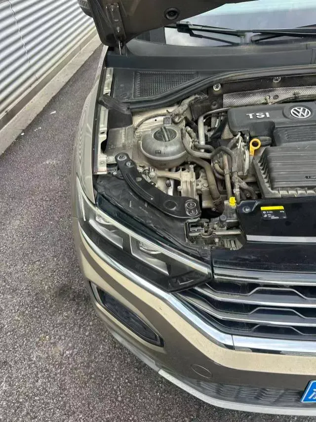 2018 Mitsubishi Eclipse Cross 1.5T 170HP L4 CVT,autocango,china used car exporter,china ev exporter,chinese used car exporter,chinese used ev exporter