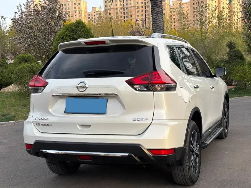 2021 Nissan X-Trail 2.5L 181HP L4 CVT,autocango,china used car exporter,china ev exporter,chinese used car exporter,chinese used ev exporter