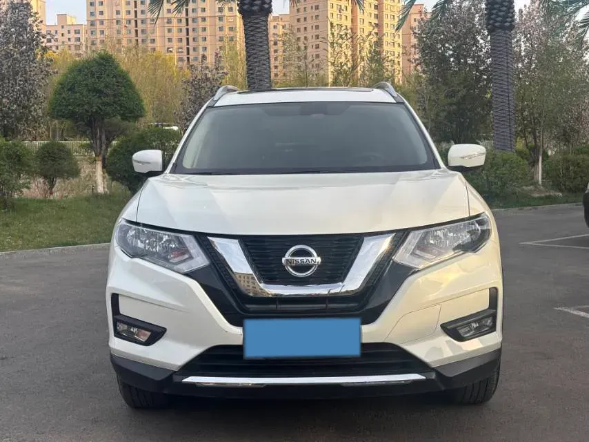 2021 Nissan X-Trail 2.5L 181HP L4 CVT,autocango,china used car exporter,china ev exporter,chinese used car exporter,chinese used ev exporter