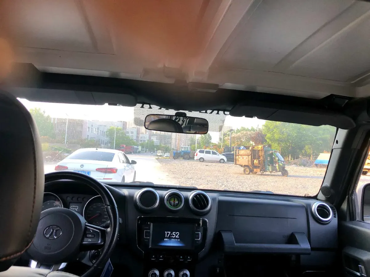 2016 Beijing BJ40 2.0T 204HP L4 5MT,autocango,china used car exporter,china ev exporter,chinese used car exporter,chinese used ev exporter