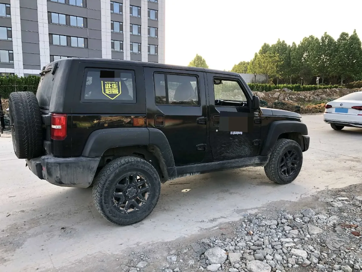 2016 Beijing BJ40 2.0T 204HP L4 5MT,autocango,china used car exporter,china ev exporter,chinese used car exporter,chinese used ev exporter