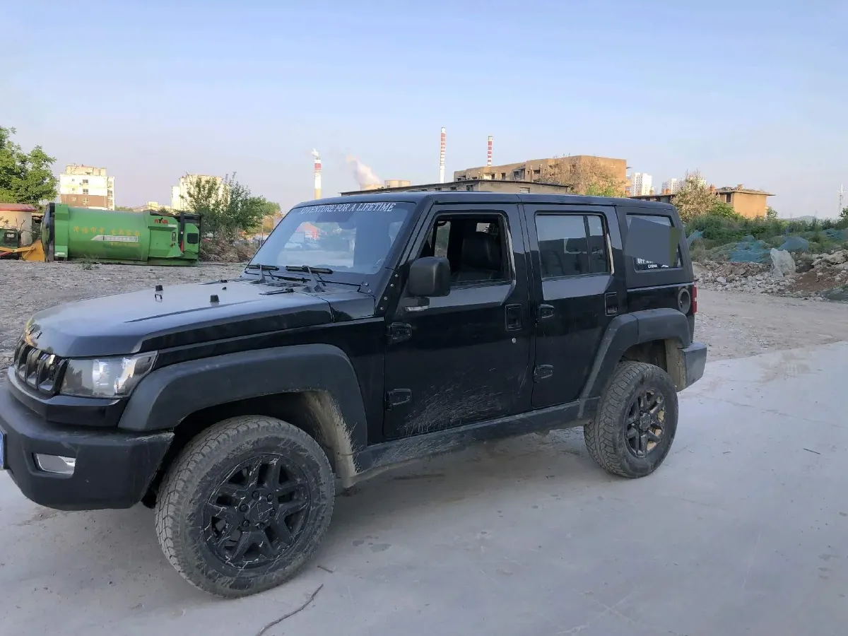2016 Beijing BJ40 2.0T 204HP L4 5MT,autocango,china used car exporter,china ev exporter,chinese used car exporter,chinese used ev exporter