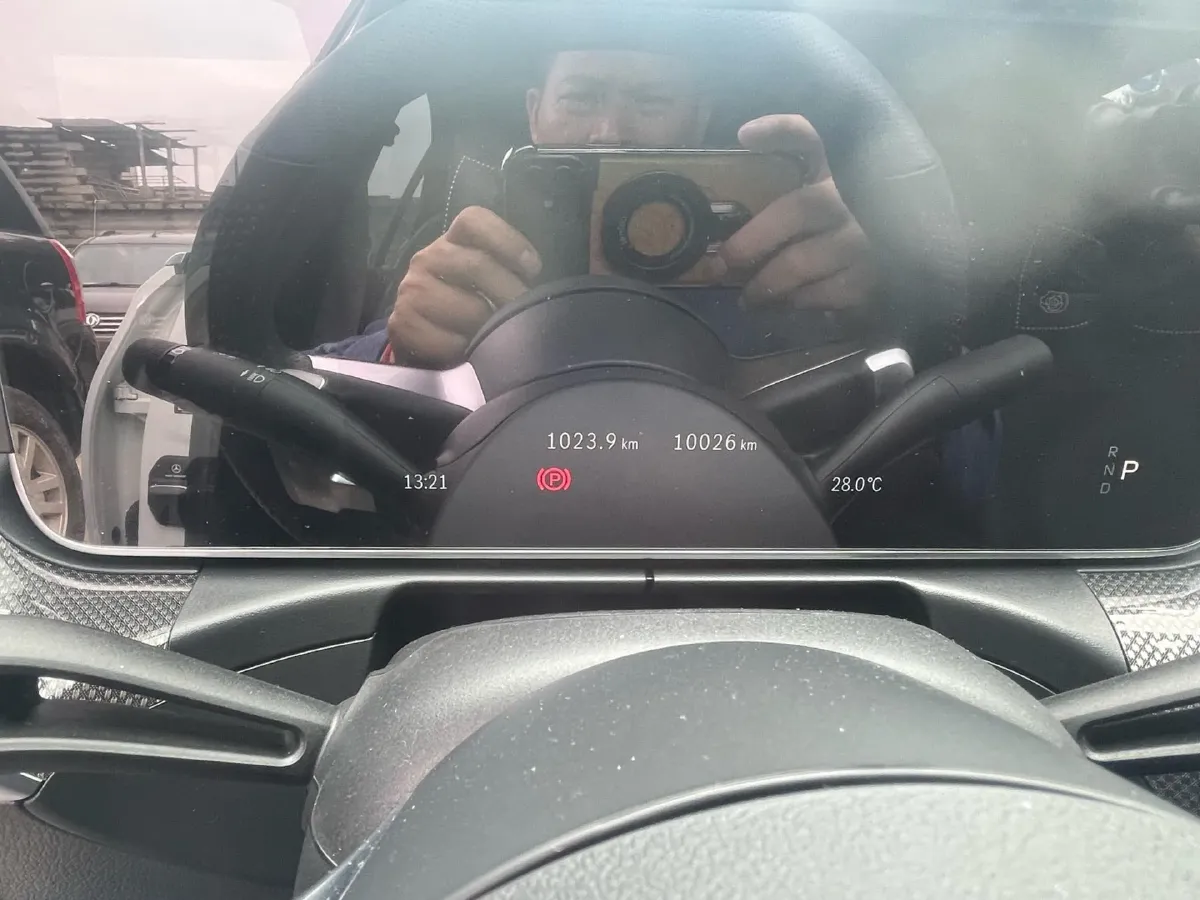 2025 Mercedes-Benz C Class 1.5T 204HP L4 9AT,autocango,china used car exporter,china ev exporter,chinese used car exporter,chinese used ev exporter