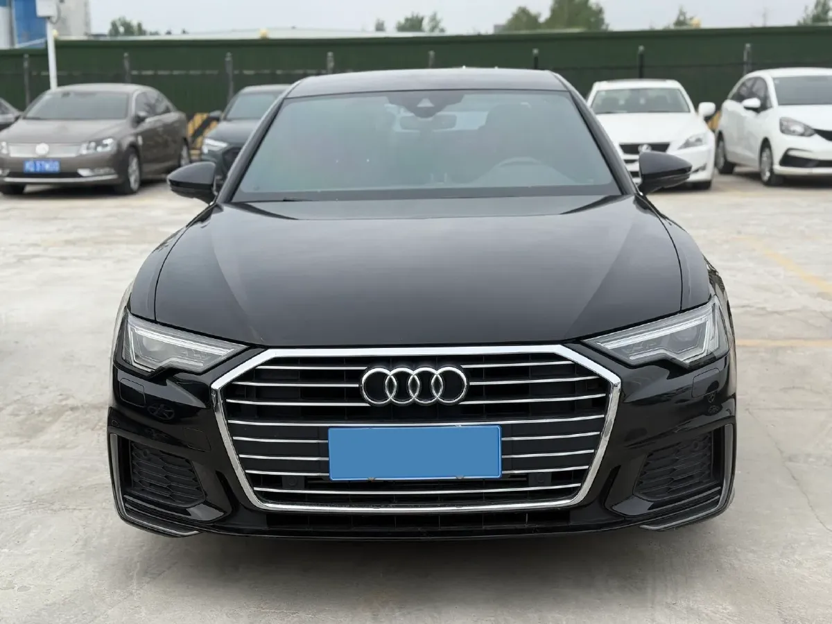 2020 Audi A6L 2.0T 224HP L4 7DCT,autocango,china used car exporter,china ev exporter,chinese used car exporter,chinese used ev exporter