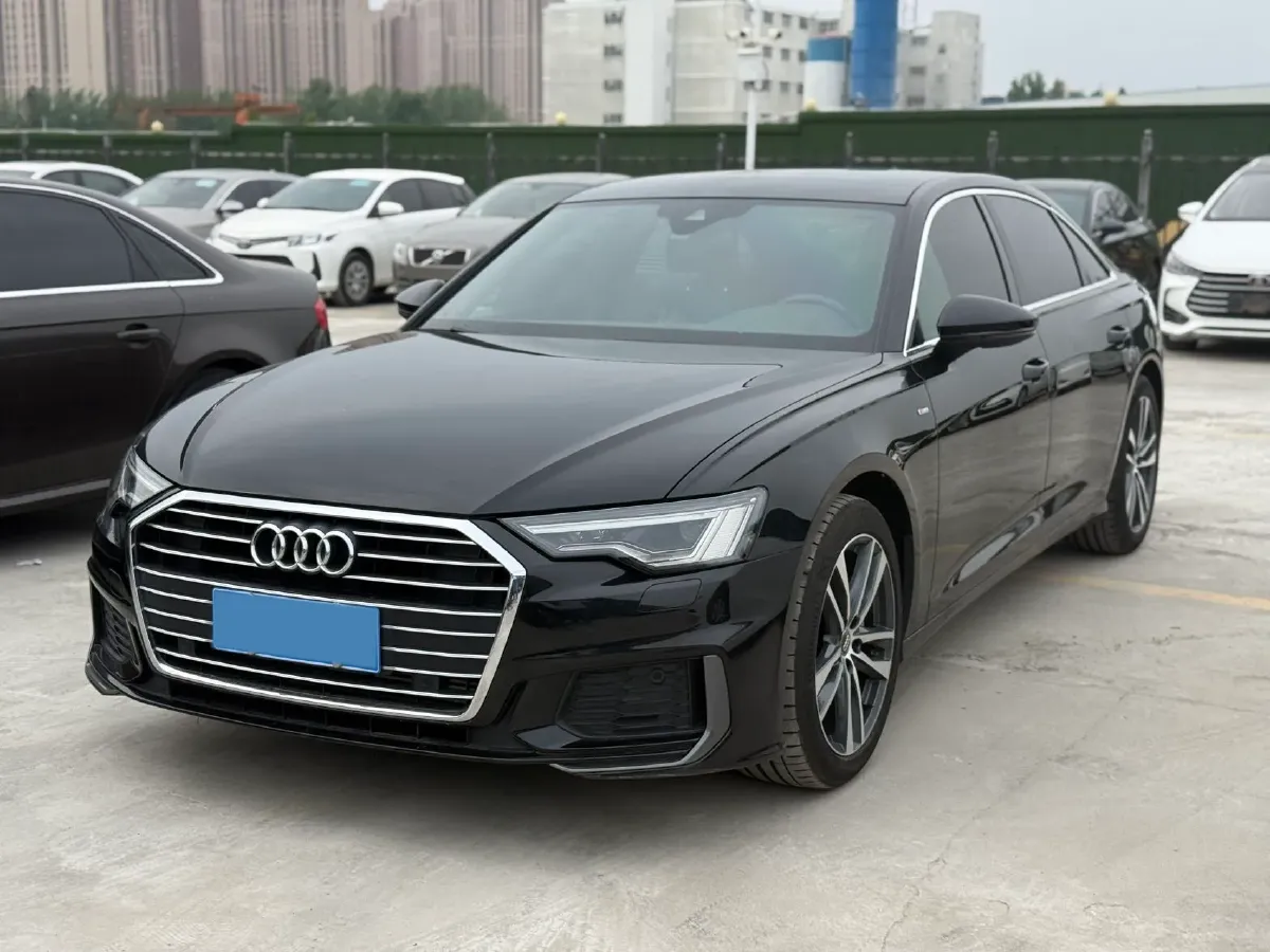 2020 Audi A6L 2.0T 224HP L4 7DCT,autocango,china used car exporter,china ev exporter,chinese used car exporter,chinese used ev exporter